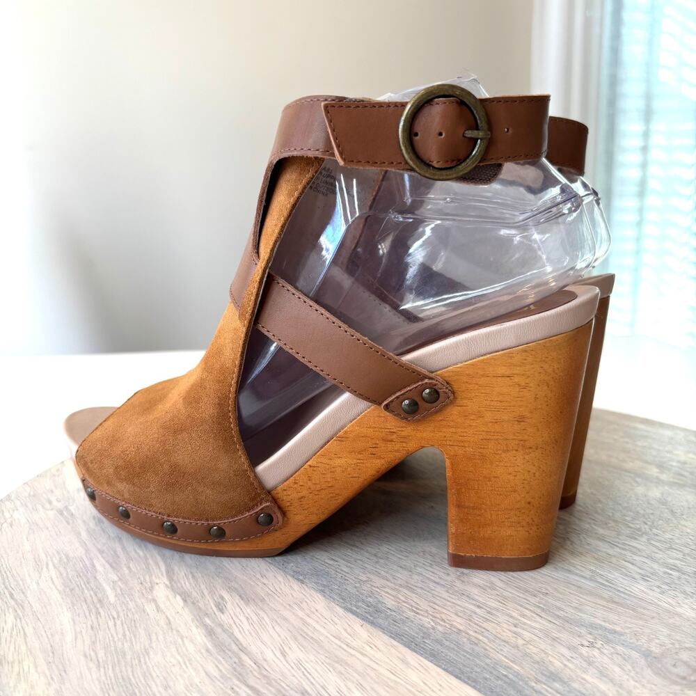 Jambu Handcrafted Suede Wood Platform Sandals Women's Size 8 Brown Peep Toe - Picture 2 of 13